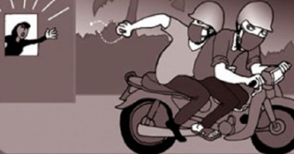 Cướp xe máy để “trừ” nợ