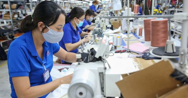 Nỗi lo cắt giảm nhân sự cuối năm Nỗi lo cắt giảm nhân sự cuối năm
