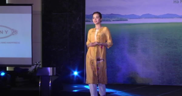 Bản tin Thời trang Plus số 13: Trở về với cội nguồn dân tộc qua BST “Tinh hoa sắc Việt”