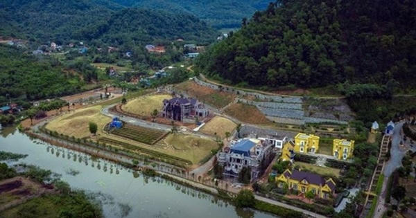 Địa ốc 7AM: Cấp sổ đỏ cho doanh nghiệp đi thế chấp, 17.000 tỷ để di dời trụ sở 13 bộ ngành Địa ốc 7AM: Cấp sổ đỏ cho doanh nghiệp đi thế chấp, 17.000 tỷ để di dời trụ sở 13 bộ ngành