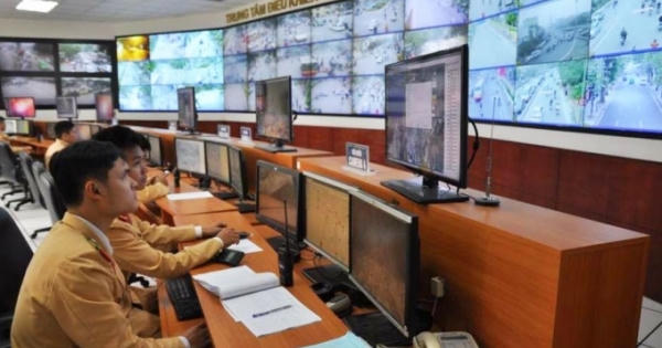 Ngày đầu tiên "phạt nguội": Xử lý gần 100 trường hợp vi phạm giao thông Ngày đầu tiên "phạt nguội": Xử lý gần 100 trường hợp vi phạm giao thông