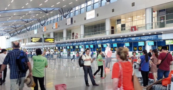 Cấm bay với một nam hành khách do phát ngôn có bom trong hành lý