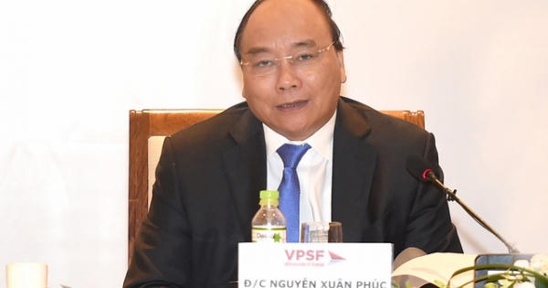 Thủ tướng nói về chuyện người Việt đưa tiền ra nước ngoài mua nhà, đầu tư Thủ tướng nói về chuyện người Việt đưa tiền ra nước ngoài mua nhà, đầu tư