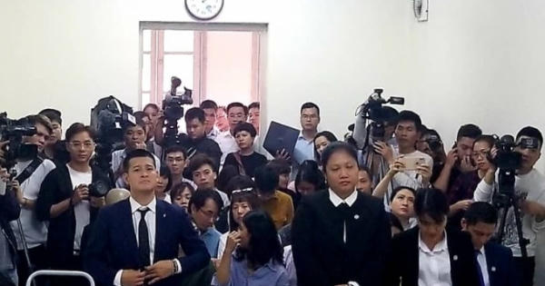 Quyền sở hữu vở diễn 'Ngày xưa' thuộc về Tuần Châu Hà Nội