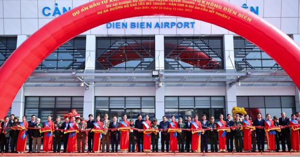 Trung ương đã đẩy mạnh phân cấp, phân quyền cho địa phương Trung ương đã đẩy mạnh phân cấp, phân quyền cho địa phương
