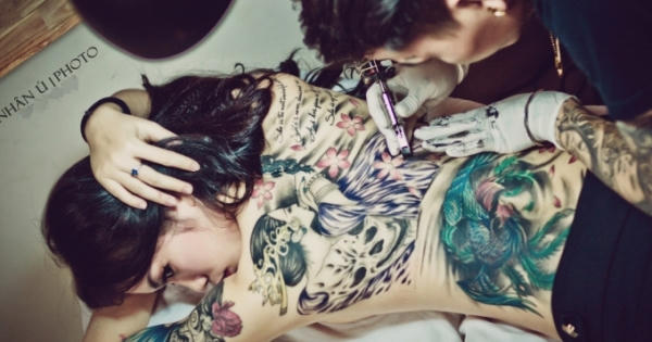 Xăm hình nghệ thuật có tự bao giờ?