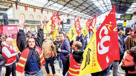 Pháp lo mất hình ảnh vì đình công