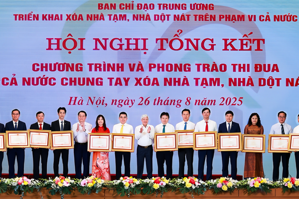 HDBank chung tay đóng góp xóa 2.600 căn nhà tạm