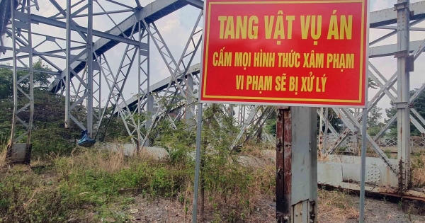 4 nghi can liều lĩnh cắt trộm 18 tấn sắt Cầu Ghềnh đem bán phế liệu 4 nghi can liều lĩnh cắt trộm 18 tấn sắt Cầu Ghềnh đem bán phế liệu
