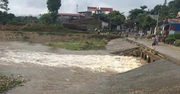 Lào Cai: Hai vợ chồng bị mưa lũ cuốn trôi, mất tích