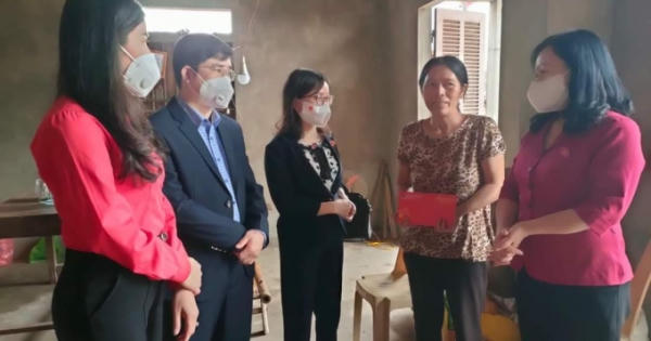 Mang Tết "ấm" đến với các hộ nghèo trên địa bàn tỉnh Nghệ An