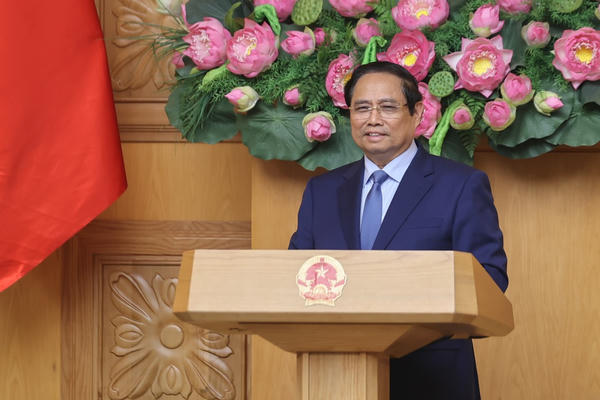 Thủ tướng đề nghị Nhật Bản tiếp tục hỗ trợ Việt Nam về tài chính