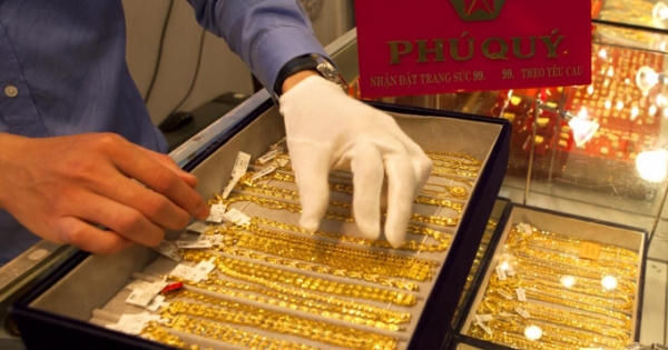 Tin kinh tế 6AM: Giá vàng hướng đến mốc 50 triệu đồng/lượng; Ưu điểm nộp phạt vi phạm giao thông trực tuyến