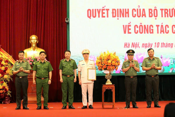 Đại tá Nguyễn Đức Long làm Phó Giám đốc Công an TP Hà Nội