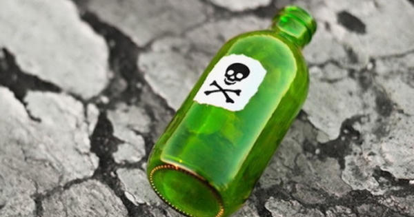 Nghi "cầm đồ thuốc độc" hại chết người thân, nhóm thanh niên giết người thả trôi sông Nghi "cầm đồ thuốc độc" hại chết người thân, nhóm thanh niên giết người thả trôi sông