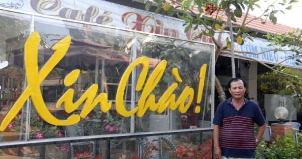 Cách chức Phó viện trưởng và kiểm sát viên vụ quán cà phê Xin Chào