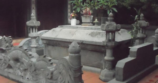 Lăng mộ thực của Đức Thánh Trần ở đâu?