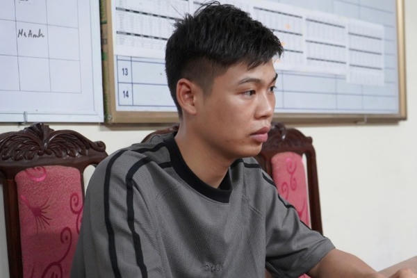 Khởi tố thanh niên dùng "ảnh nóng" đe dọa người yêu cũ để níu kéo tình cảm