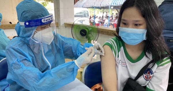 Có 34 tỉnh, thành bao phủ đủ 2 liều vaccine cho trẻ từ 12-17 tuổi