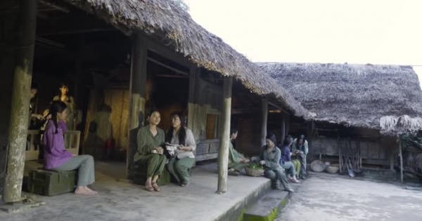 Xúc động những thước phim về 10 cô gái Ngã ba Đồng Lộc của NSƯT Tố Nga