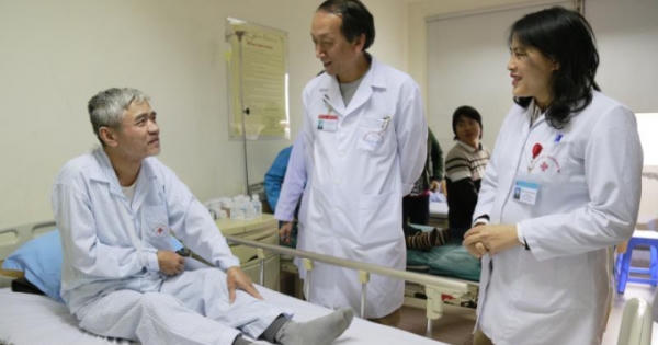 Dự phòng và điều trị COVID-19: Quan trọng nhất là “liều thuốc” tinh thần