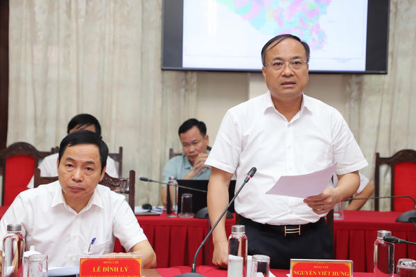 Nghệ An họp về thực hiện sắp xếp, tổ chức lại đơn vị hành chính cấp xã và xây dựng mô hình chính quyền địa phương hai cấp