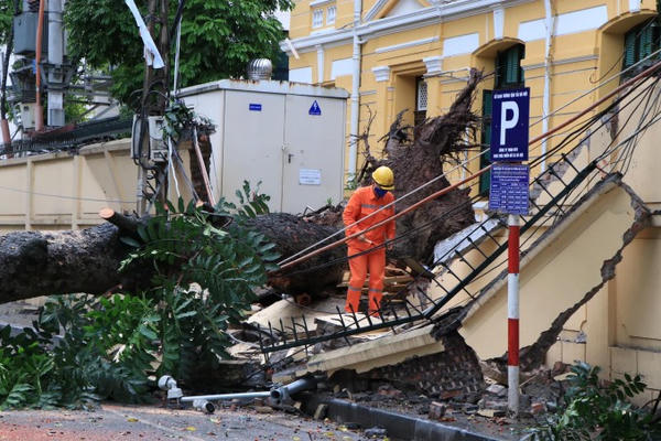 Triển khai một số biện pháp ứng phó ảnh hưởng của bão số 3 trong lĩnh vực Đô thị