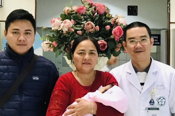 Can thiệp thành công cho một trẻ sơ sinh bị bệnh tim bẩm sinh phức tạp Can thiệp thành công cho một trẻ sơ sinh bị bệnh tim bẩm sinh phức tạp