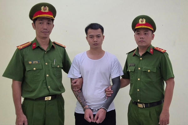 Bắt giam Tiktoker đăng tải nhiều nội dung phá hoại khối đại đoàn kết dân tộc
