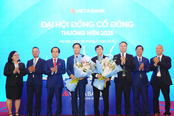 Đại hội đồng cổ đông VietABank: Tăng vốn điều lệ đạt 11.582 tỷ đồng, đặt mục tiêu lợi nhuận trên 1.300 tỷ đồng