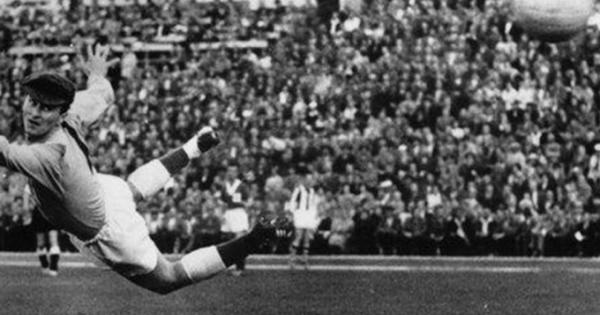 Người hùng Munich, huyền thoại Harry Gregg của Man United qua đời