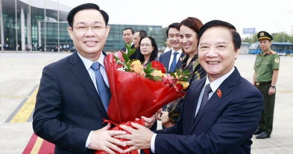 Chủ tịch Quốc hội Vương Đình Huệ lên đường thăm chính thức Australia và New Zealand Chủ tịch Quốc hội Vương Đình Huệ lên đường thăm chính thức Australia và New Zealand