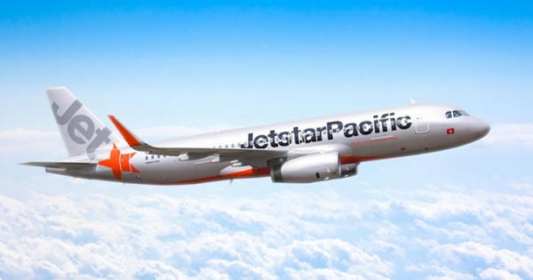 Đại biểu Quốc hội Lê Thanh Vân nói về vụ việc Jetstar thua lỗ, lãnh đạo vẫn được thăng chức Đại biểu Quốc hội Lê Thanh Vân nói về vụ việc Jetstar thua lỗ, lãnh đạo vẫn được thăng chức