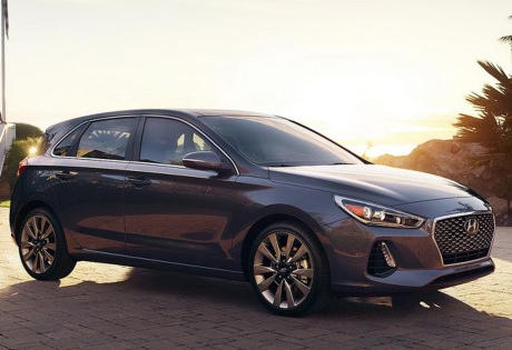 Hyundai Elantra GT 2018 chốt giá 460 triệu đồng