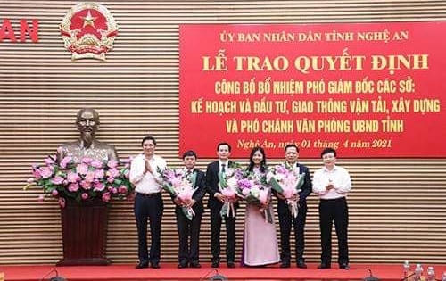 Nghệ An: Công bố các quyết định bổ nhiệm cán bộ, sở ngành