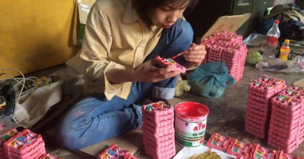 Tận mắt chứng kiến quy trình “ông Táo” chào đời Tận mắt chứng kiến quy trình “ông Táo” chào đời