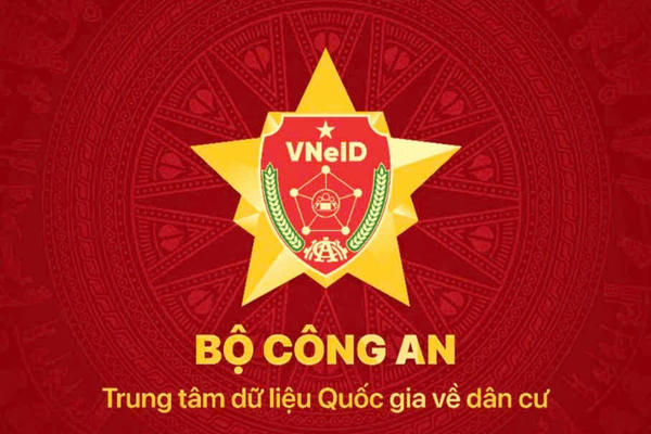 Công an thành phố Hà Nội thông báo tạm dừng tiếp nhận hồ sơ một số thủ tục hành chính trên VNeID