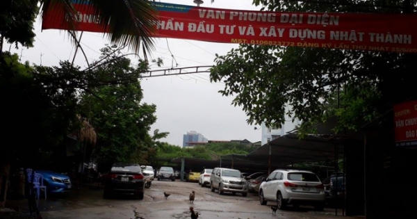 Sở GTVT Hà Nội yêu cầu dừng hoạt động bãi xe không phép ngõ 106 Hoàng Quốc Việt sau khi Phapluatplus.vn đăng tải Sở GTVT Hà Nội yêu cầu dừng hoạt động bãi xe không phép ngõ 106 Hoàng Quốc Việt sau khi Phapluatplus.vn đăng tải