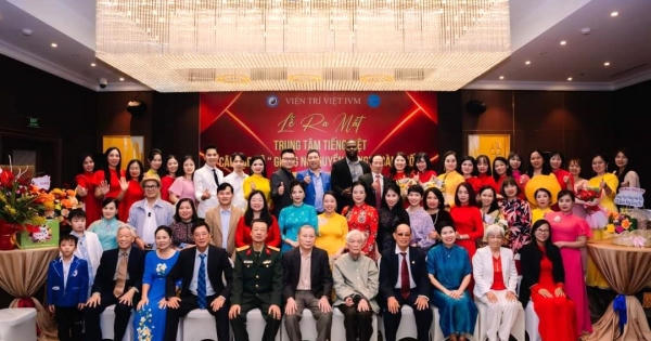 Trung tâm tiếng Việt - Giữ gìn, bảo vệ sự trong sáng của tiếng Việt