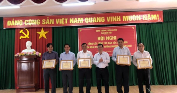 Cần Thơ: Tổng kết công tác dân tộc năm 2020, phương hướng nhiệm vụ năm 2021 Cần Thơ: Tổng kết công tác dân tộc năm 2020, phương hướng nhiệm vụ năm 2021