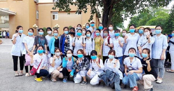 TP HCM: Hàng trăm sinh viên Đại học chống dịch xuyên Tết