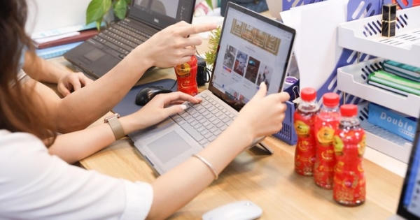 Dù 1001 lý do khiến nóng trong người nhưng Gen Z vẫn tươi tắn cân mọi lễ hội