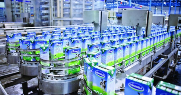 Slide - Điểm tin thị trường: Tỷ phú Thái Lan rót thêm 1.300 tỷ đồng vào Vinamilk