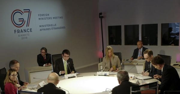 G7 phản đối Trung Quốc quân sự hóa trái phép trên Biển Đông G7 phản đối Trung Quốc quân sự hóa trái phép trên Biển Đông