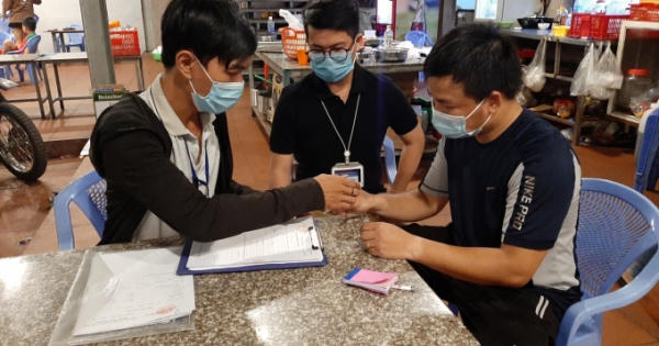 Nhân viên không mang khẩu trang khi tiếp khách, quán nhậu bị phạt tiền