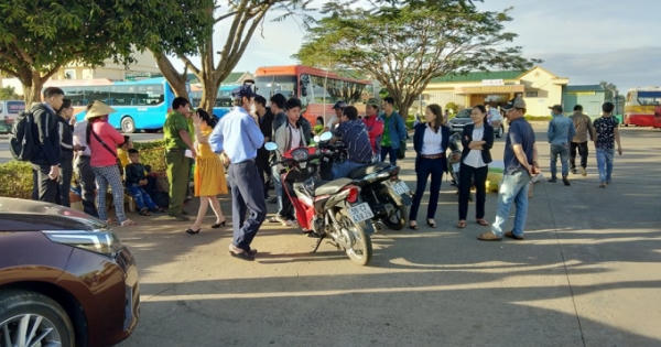 Gia Lai: Truy bắt nhóm đối tượng khống chế tài xế, cướp xe khách rồi bỏ trốn