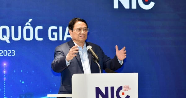 [Ảnh] Thủ tướng Phạm Minh Chính thăm Trung tâm Đổi mới sáng tạo Quốc gia