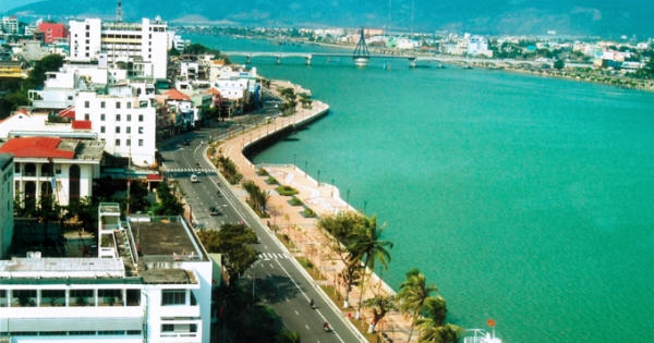 Đà Nẵng: Xử lý nạn chào mời  khách du lịch gây lộn xộn