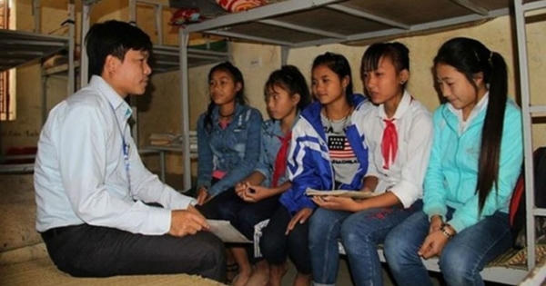 Xuân về lại canh cánh nỗi lo “mất” học sinh vì tục “bắt vợ"