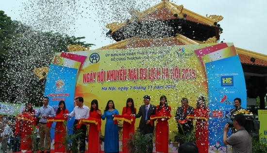 Hàng nghìn vé máy bay ưu đãi trong "Ngày hội khuyến mại du lịch 2015”